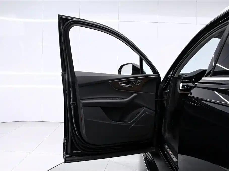 Audi Q7 2020 55 TFSI quattro S line Sport — миниатюра 11