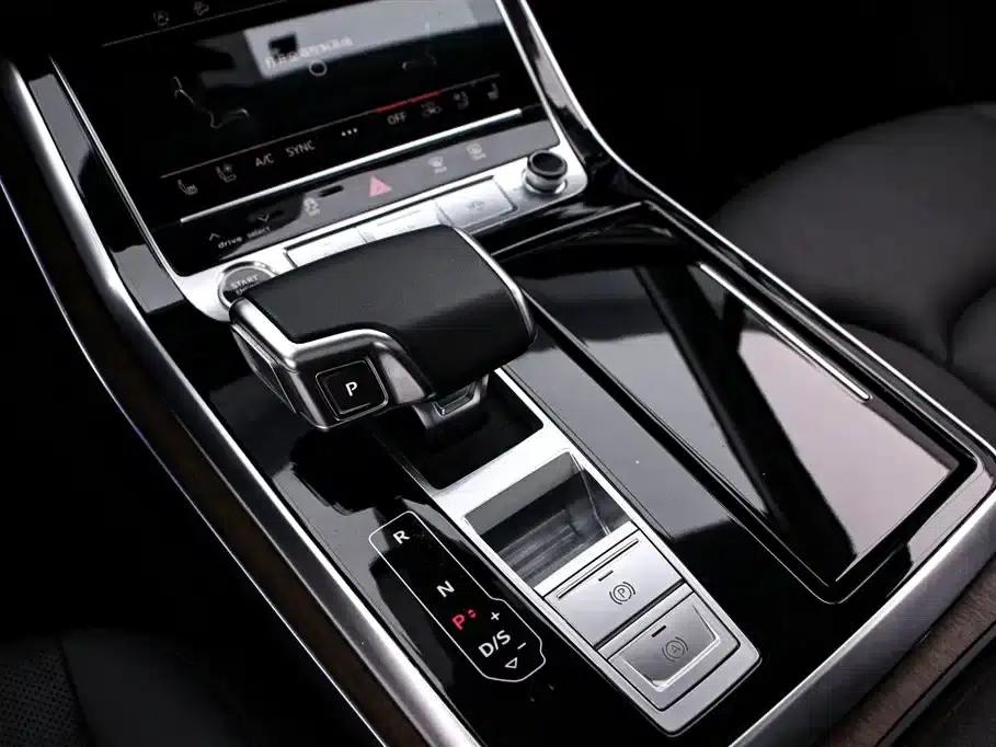 Audi Q7 2020 55 TFSI quattro S line Sport — миниатюра 9
