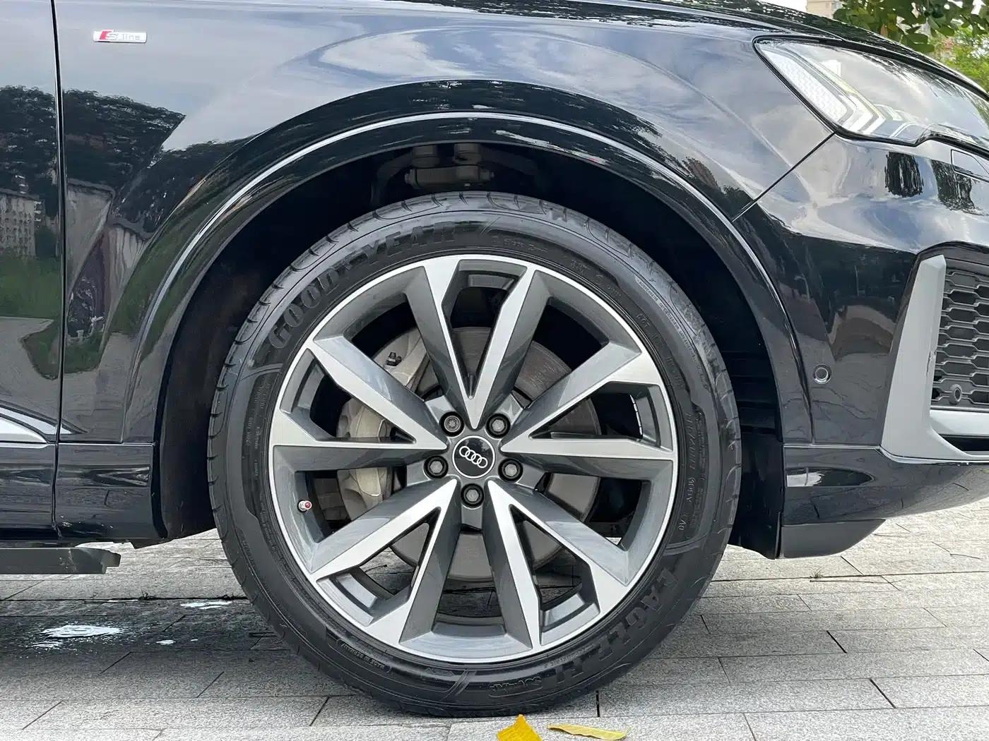 Audi Q7 2021 55 TFSI quattro S line Sport — миниатюра 15