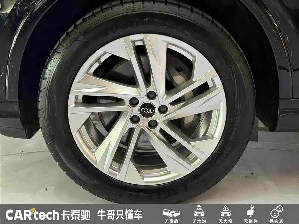 Audi Q7 2023 45 TFSI quattro S line Sport — миниатюра 10