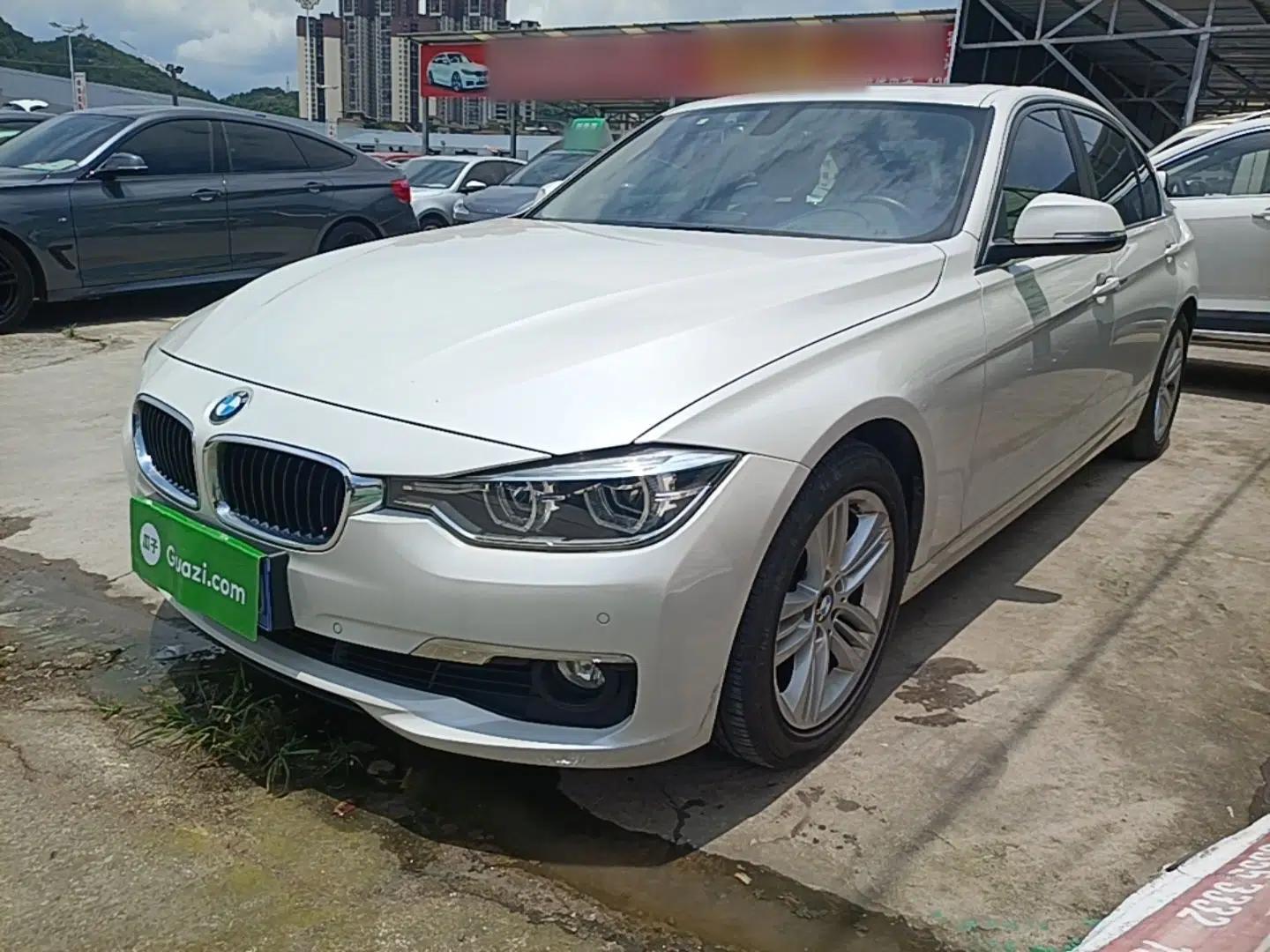 BMW 3 Series 2015 320Li Luxury Edition Fashion Model — миниатюра 1