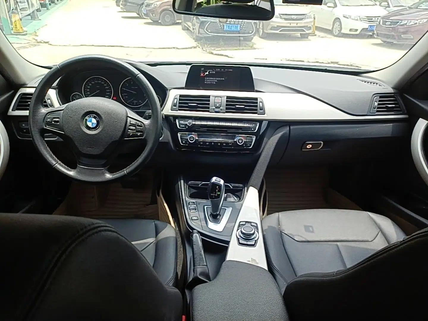 BMW 3 Series 2015 320Li Luxury Edition Fashion Model — миниатюра 12