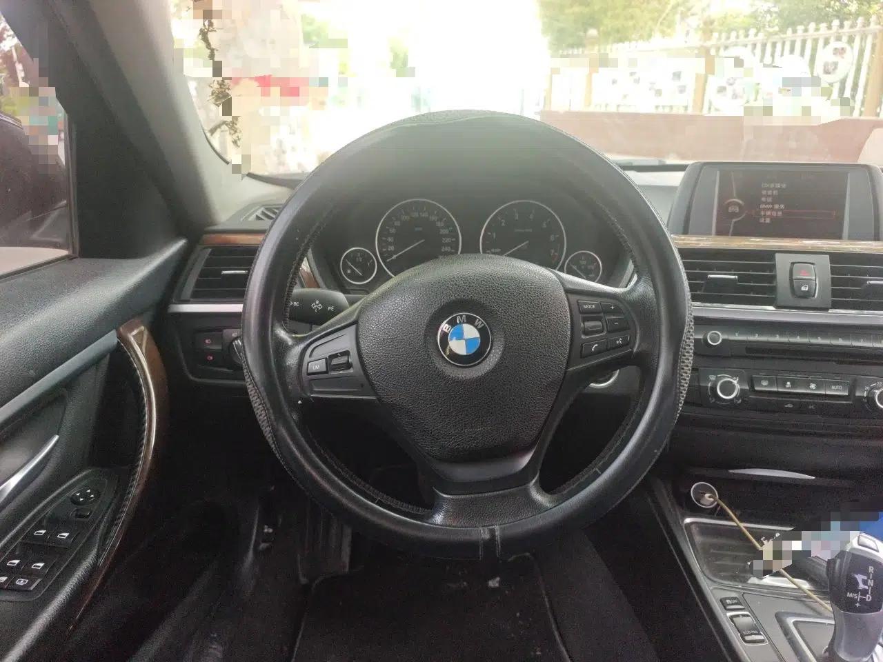 BMW 3 Series 2013 320Li Fashion Model — миниатюра 10