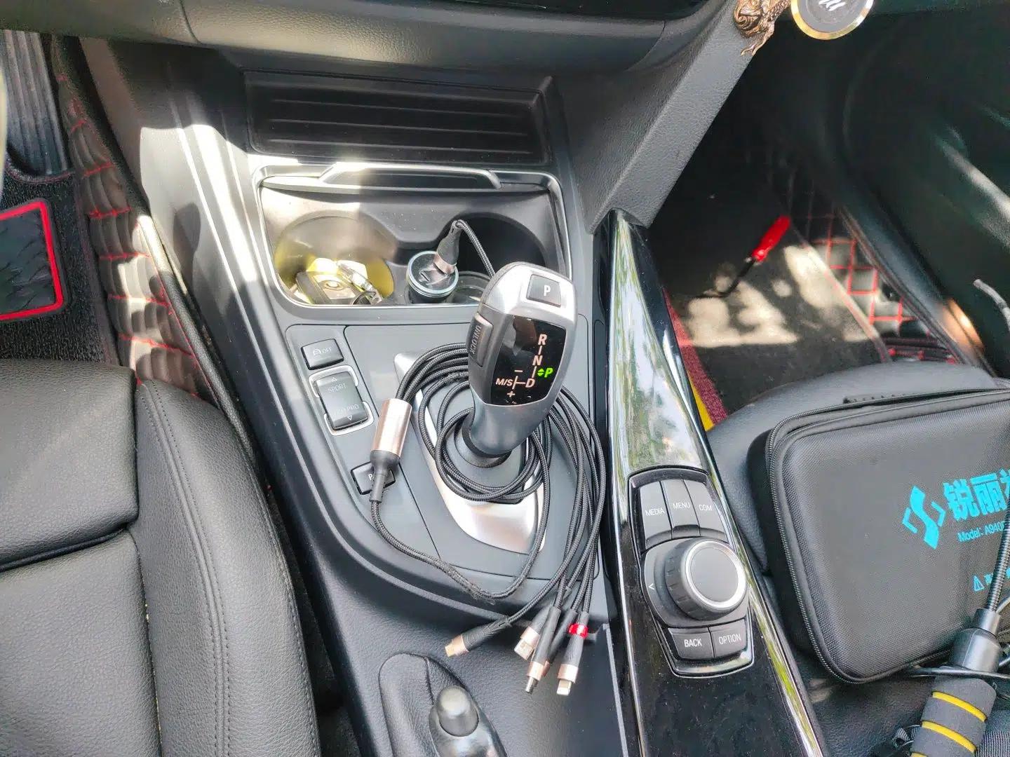 BMW 3 Series 2018 318Li — миниатюра 14