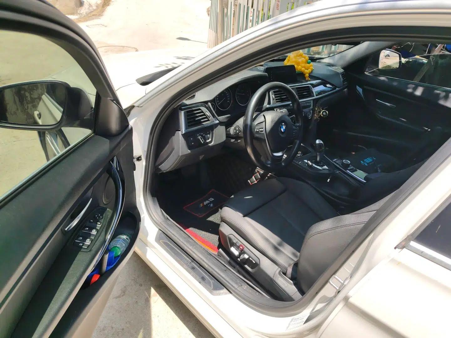 BMW 3 Series 2018 318Li — миниатюра 16