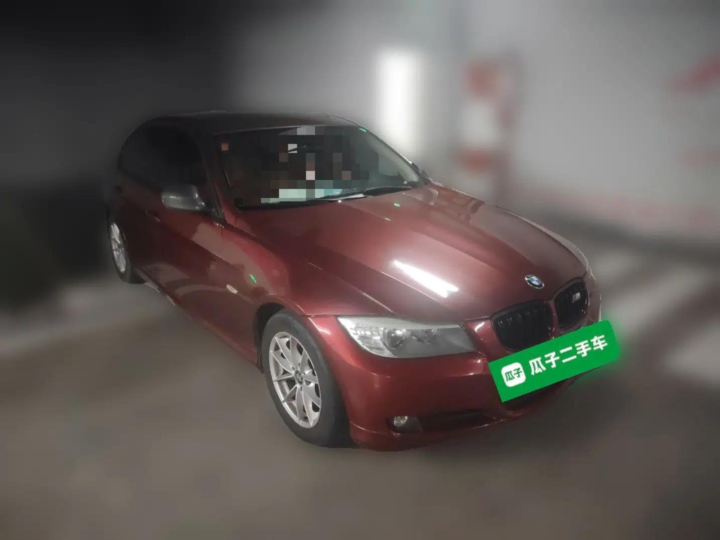 BMW 3 Series 2011 318i Leading Model — миниатюра 3