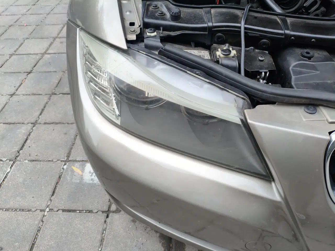 BMW 3 Series 2011 318i Leading Model — миниатюра 7