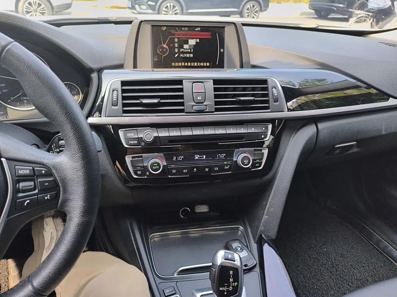 BMW 3 Series 2017 320Li Fashion Model — миниатюра 10