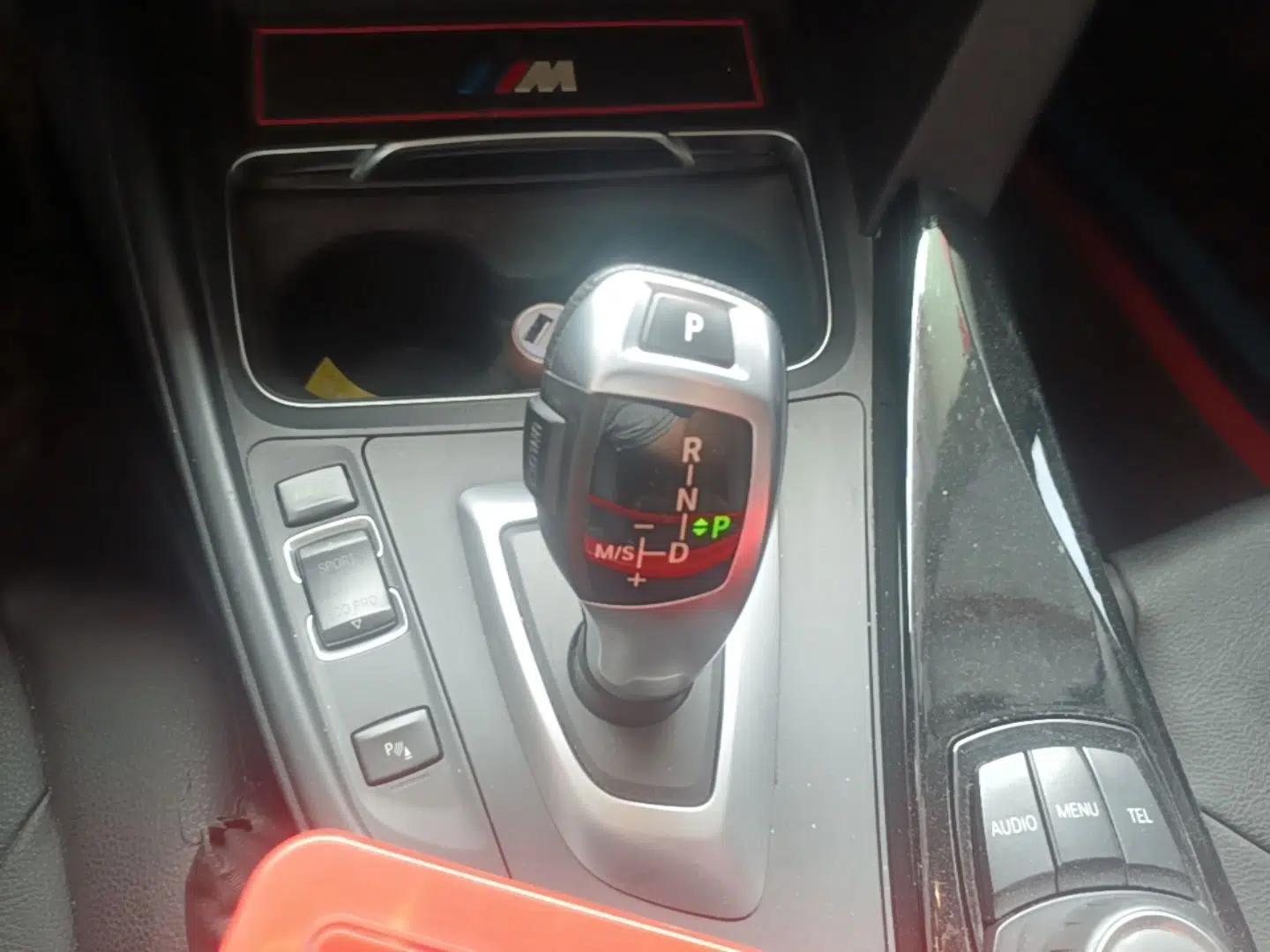BMW 3 Series 2017 320Li Fashion Model — миниатюра 16