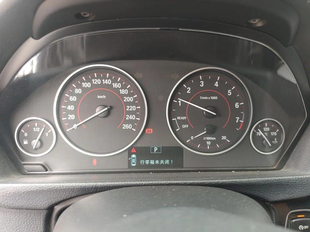 BMW 3 Series 2017 320i M Sport — миниатюра 11