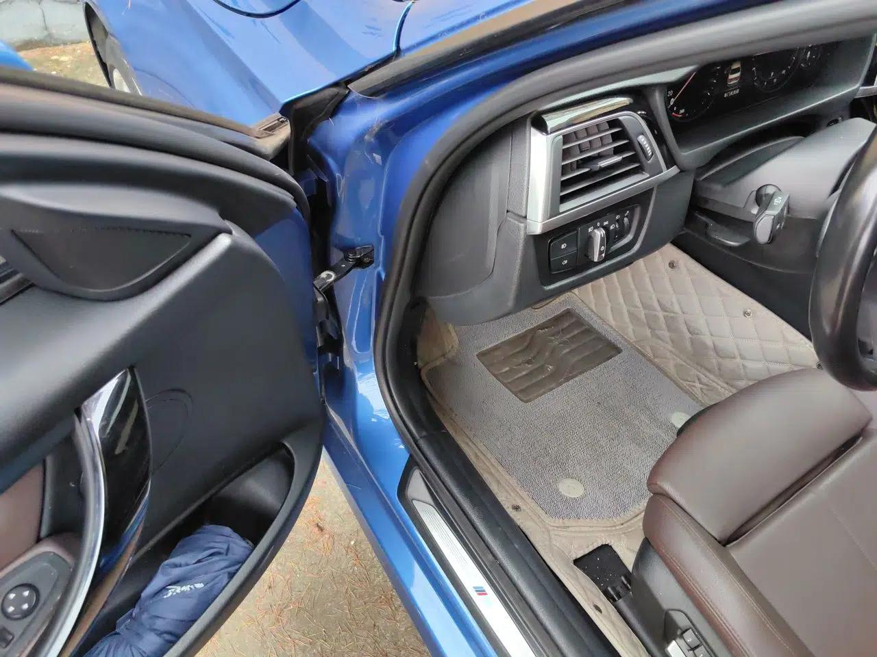 BMW 3 Series 2019 320Li M Sport Package — миниатюра 16