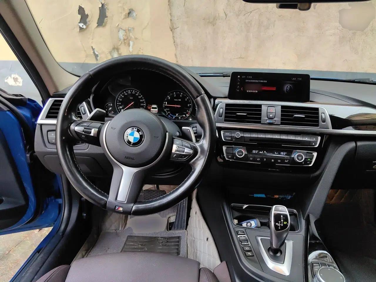 BMW 3 Series 2019 320Li M Sport Package — миниатюра 10