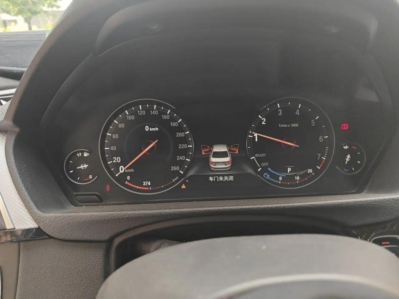 BMW 3 Series 2017 320i M Sport — миниатюра 11