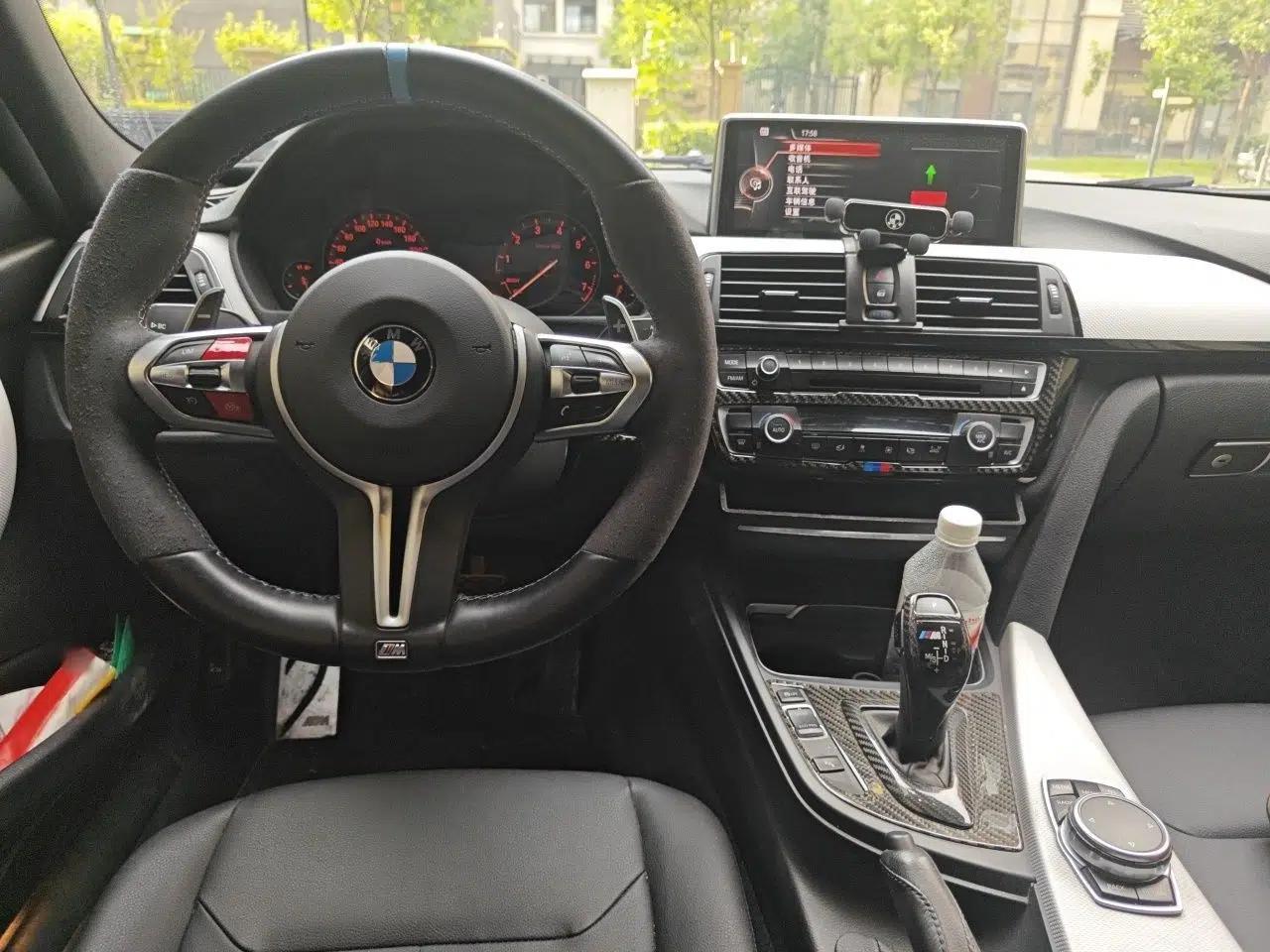 BMW 3 Series 2017 320i M Sport — миниатюра 9