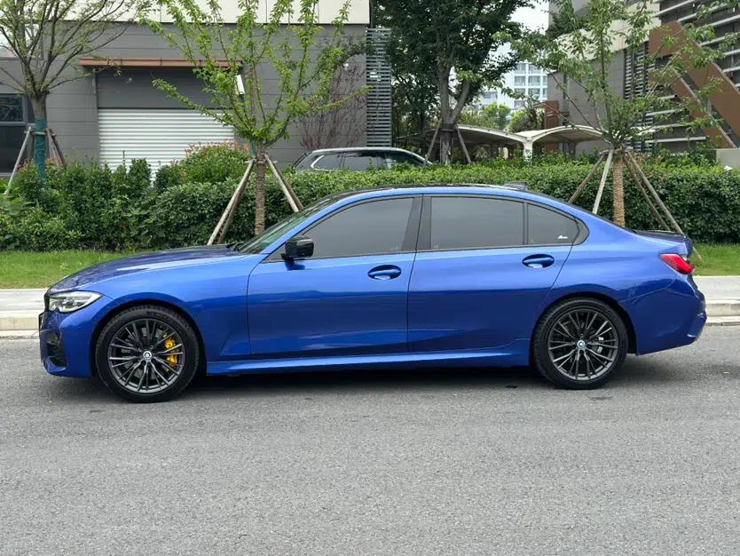 BMW 3 Series 2021 Facelifted 325Li M Sport Night Edition Package — миниатюра 13