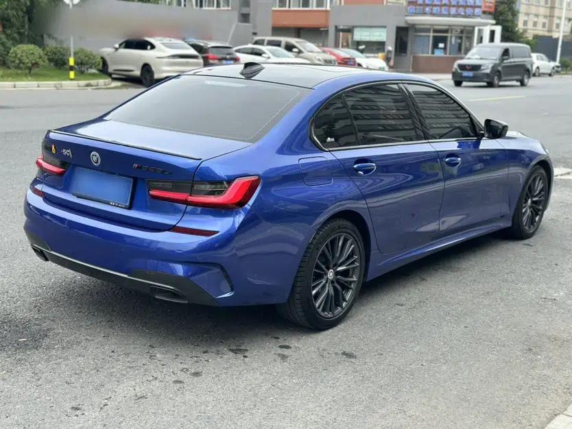 BMW 3 Series 2021 Facelifted 325Li M Sport Night Edition Package — миниатюра 16