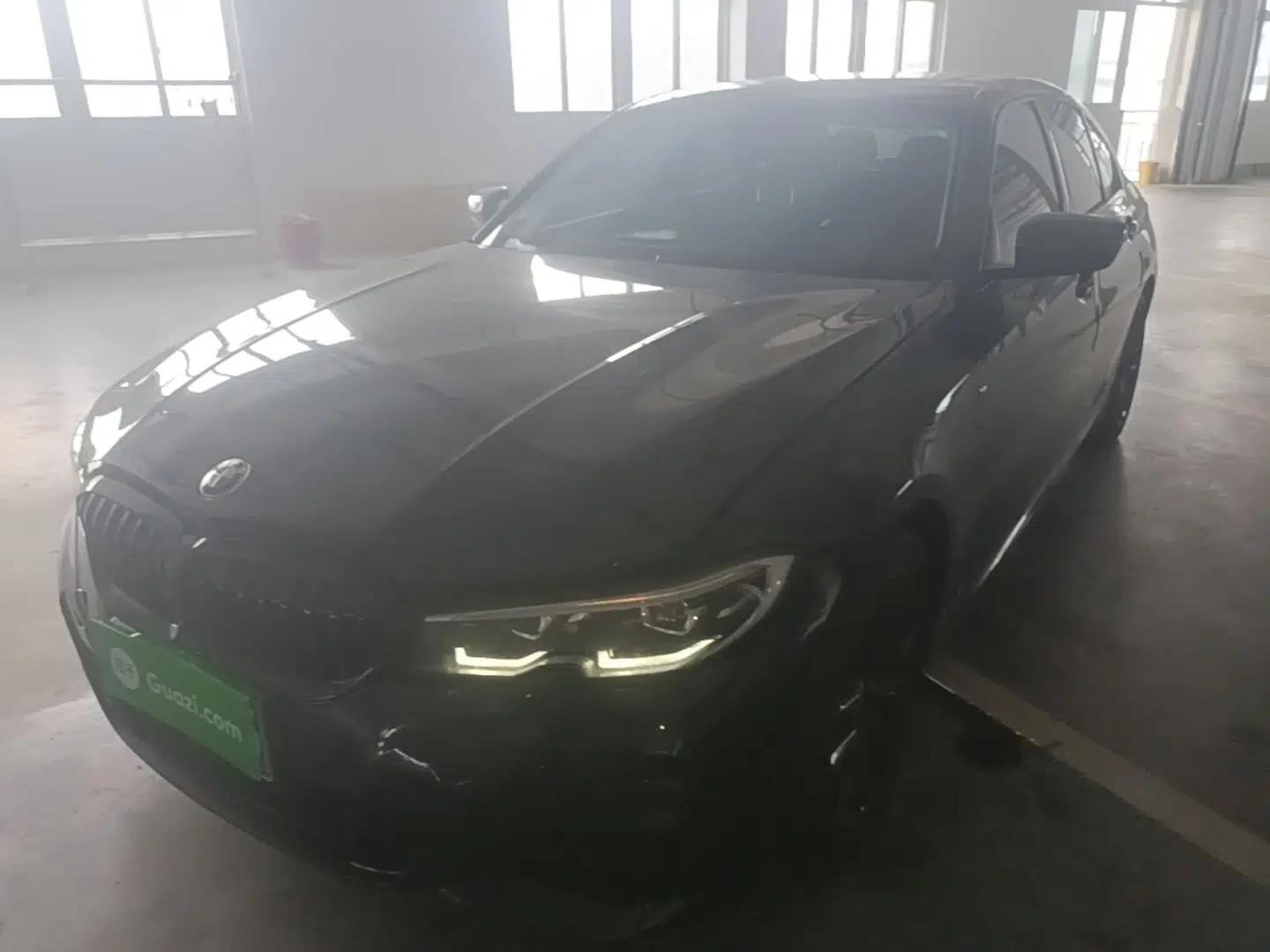 BMW 3 Series 2020 Restyled 325i M Sport Night Edition Package — миниатюра 1
