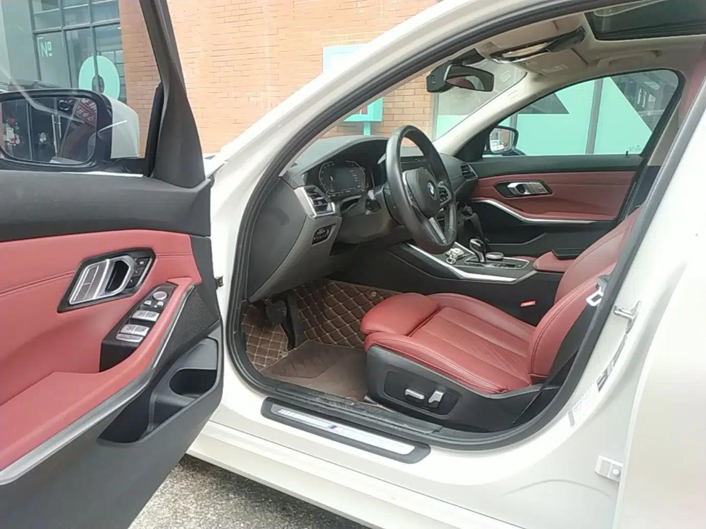 BMW 3 Series 2022 325i M Sport Package — миниатюра 18