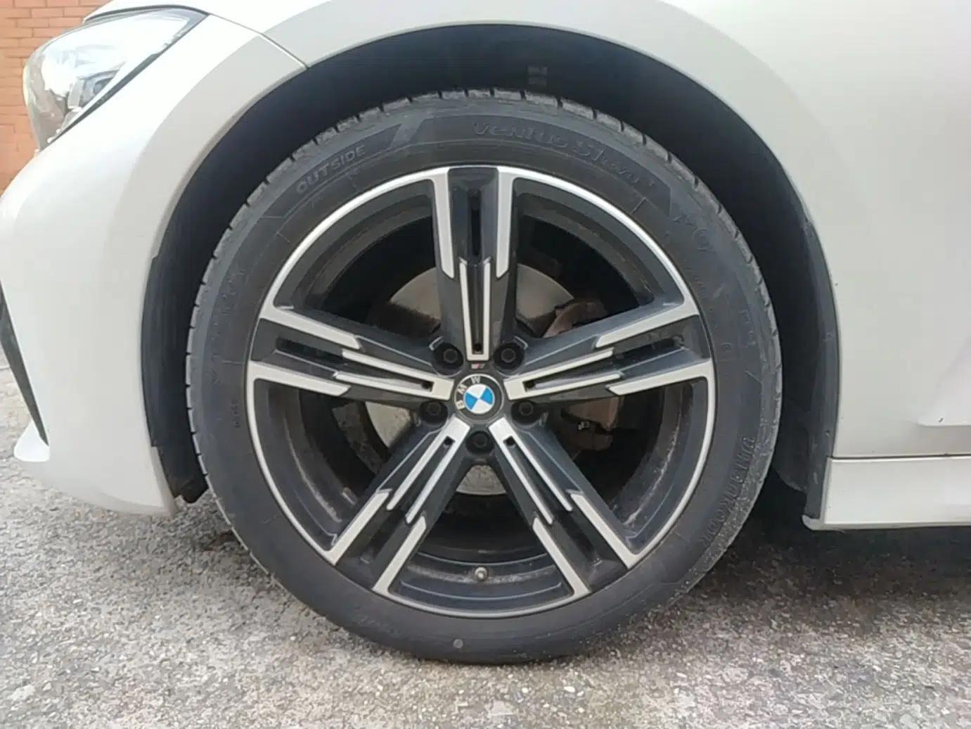 BMW 3 Series 2022 325i M Sport Package — миниатюра 10