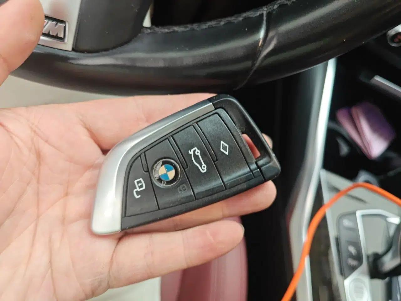BMW 3 Series 2022 325Li M Sport Package — миниатюра 17