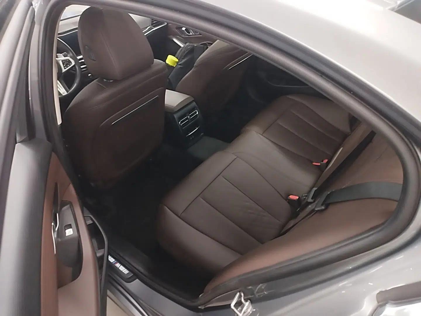 BMW 3 Series 2023 325Li M Sport Package — миниатюра 20