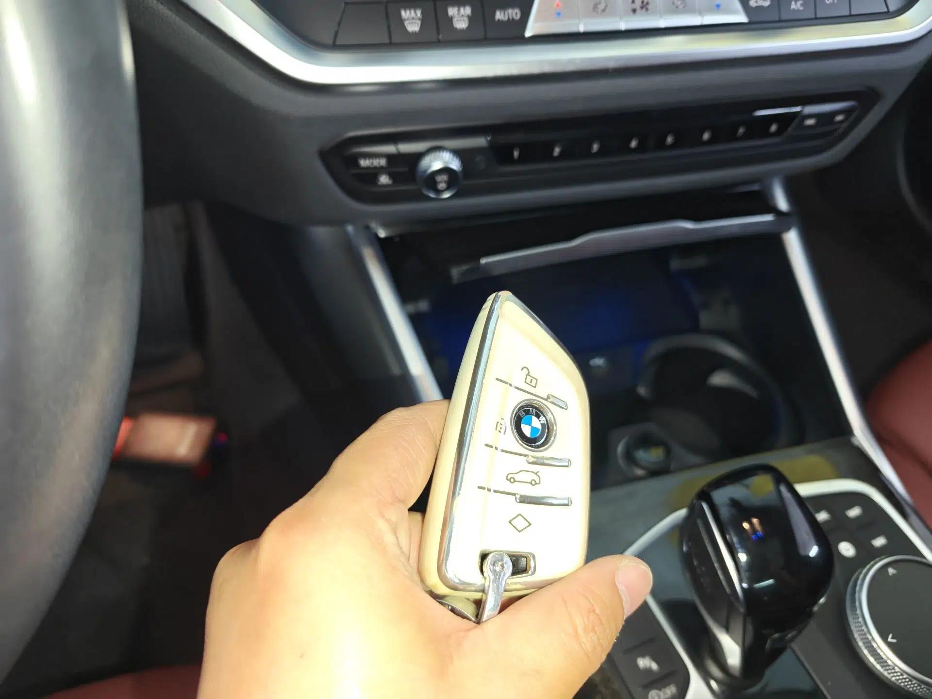BMW 3 Series 2022 325Li M Sport Package — миниатюра 23