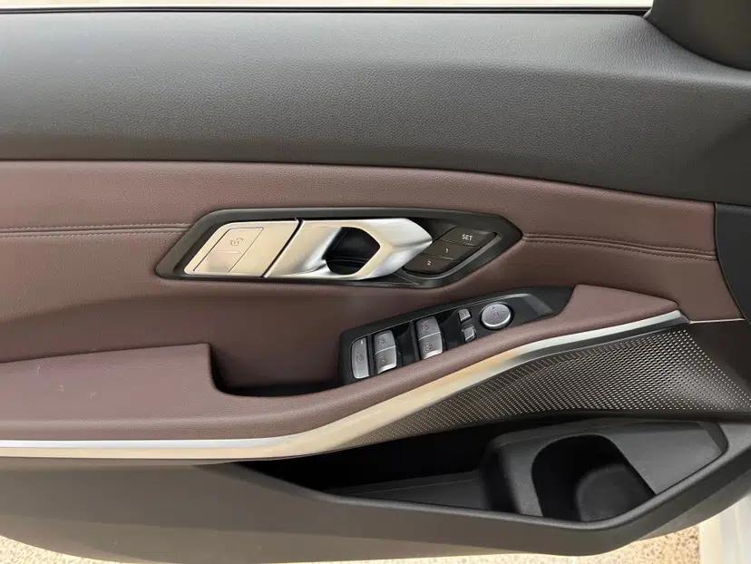 BMW 3 Series 2021 320Li M Sport Package — миниатюра 21