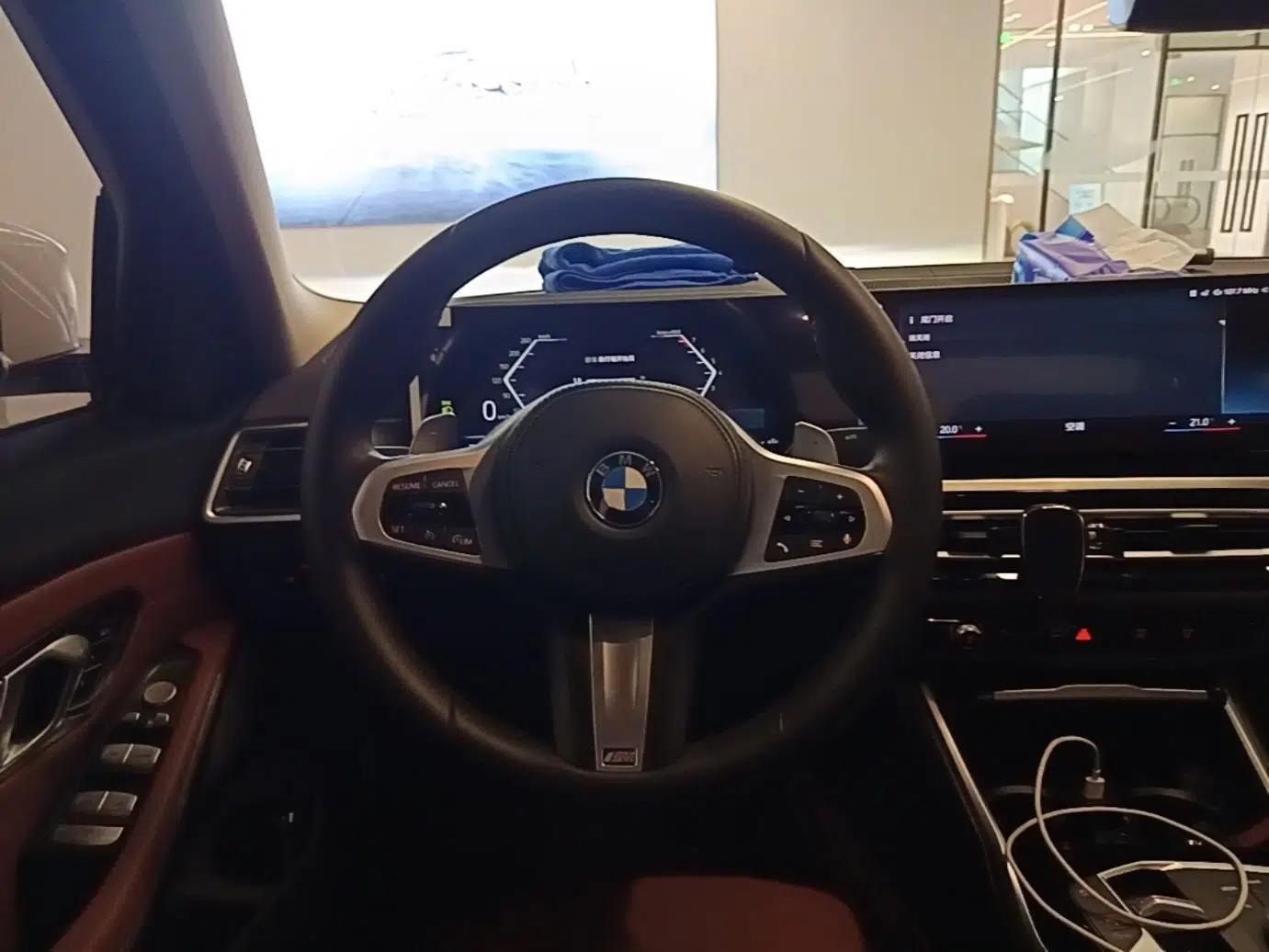 BMW 3 Series 2023 320Li M Sport Package — миниатюра 9