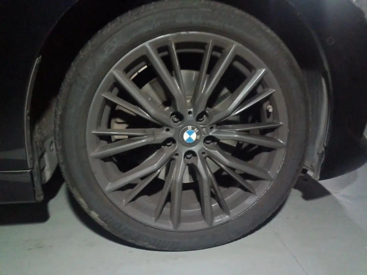BMW 3 Series 2023 330Li M Sport Night Edition Package — миниатюра 8