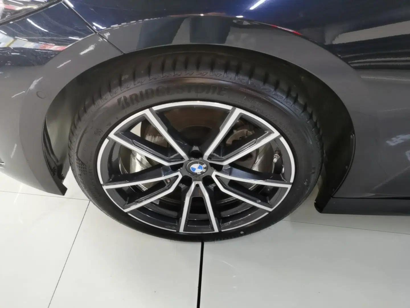 BMW 3 Series 2025 325Li M Sport Package — миниатюра 15