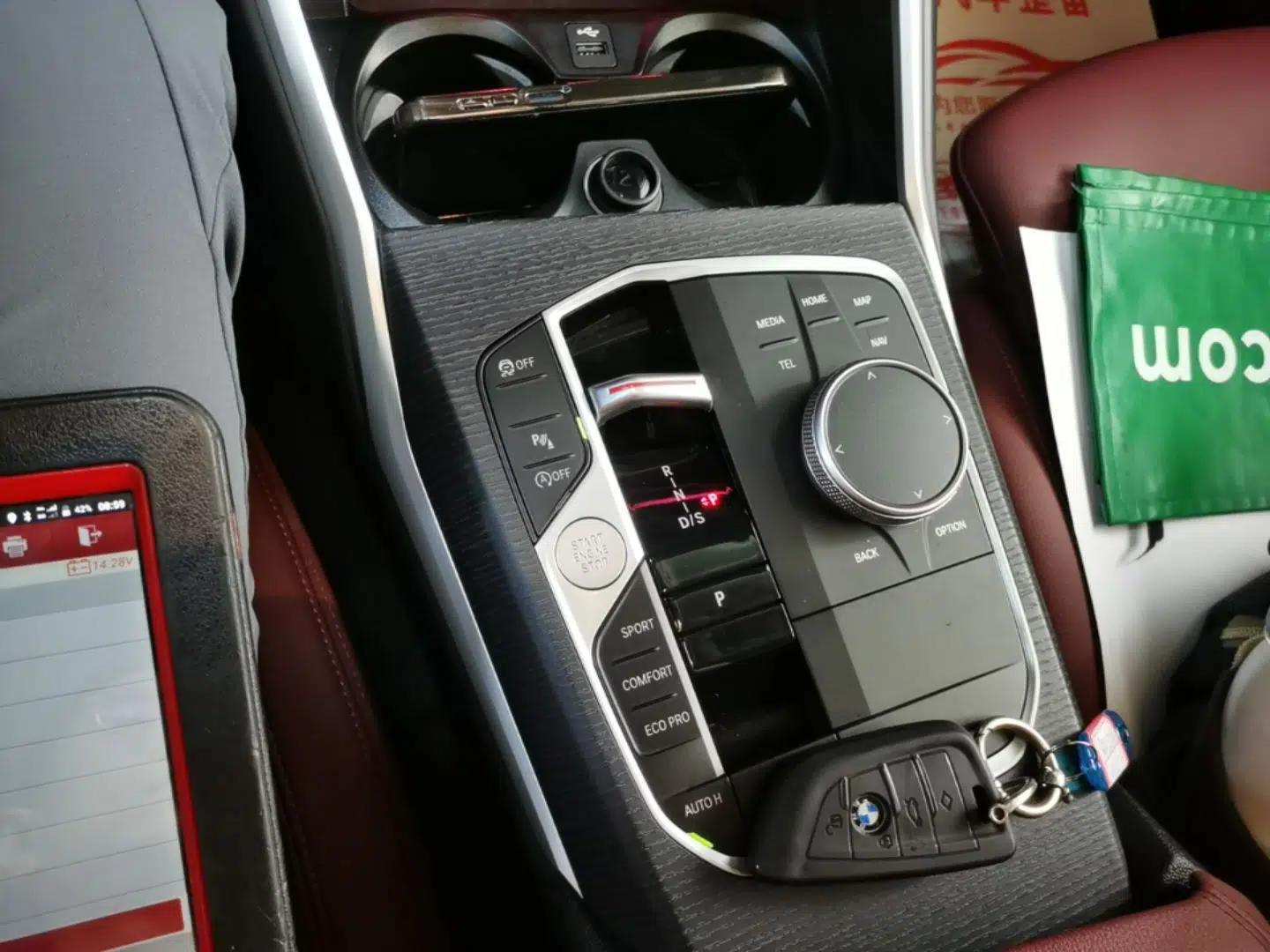 BMW 3 Series 2025 325Li M Sport Package — миниатюра 21