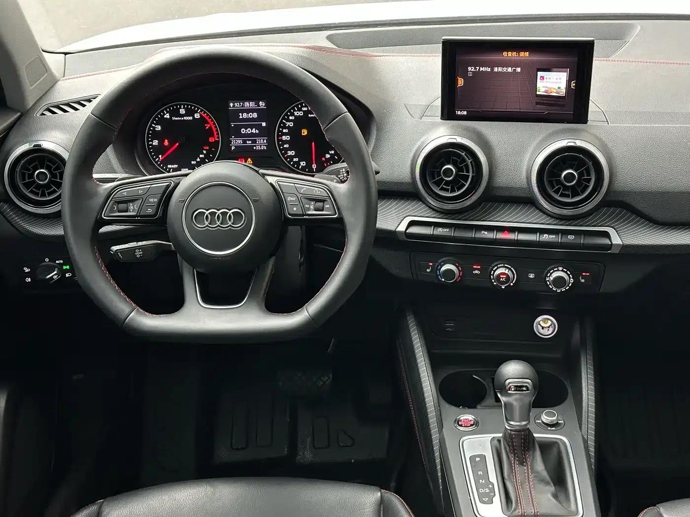 Audi Q2L 2022 35 TFSI Progressive Dynamic Edition — миниатюра 14