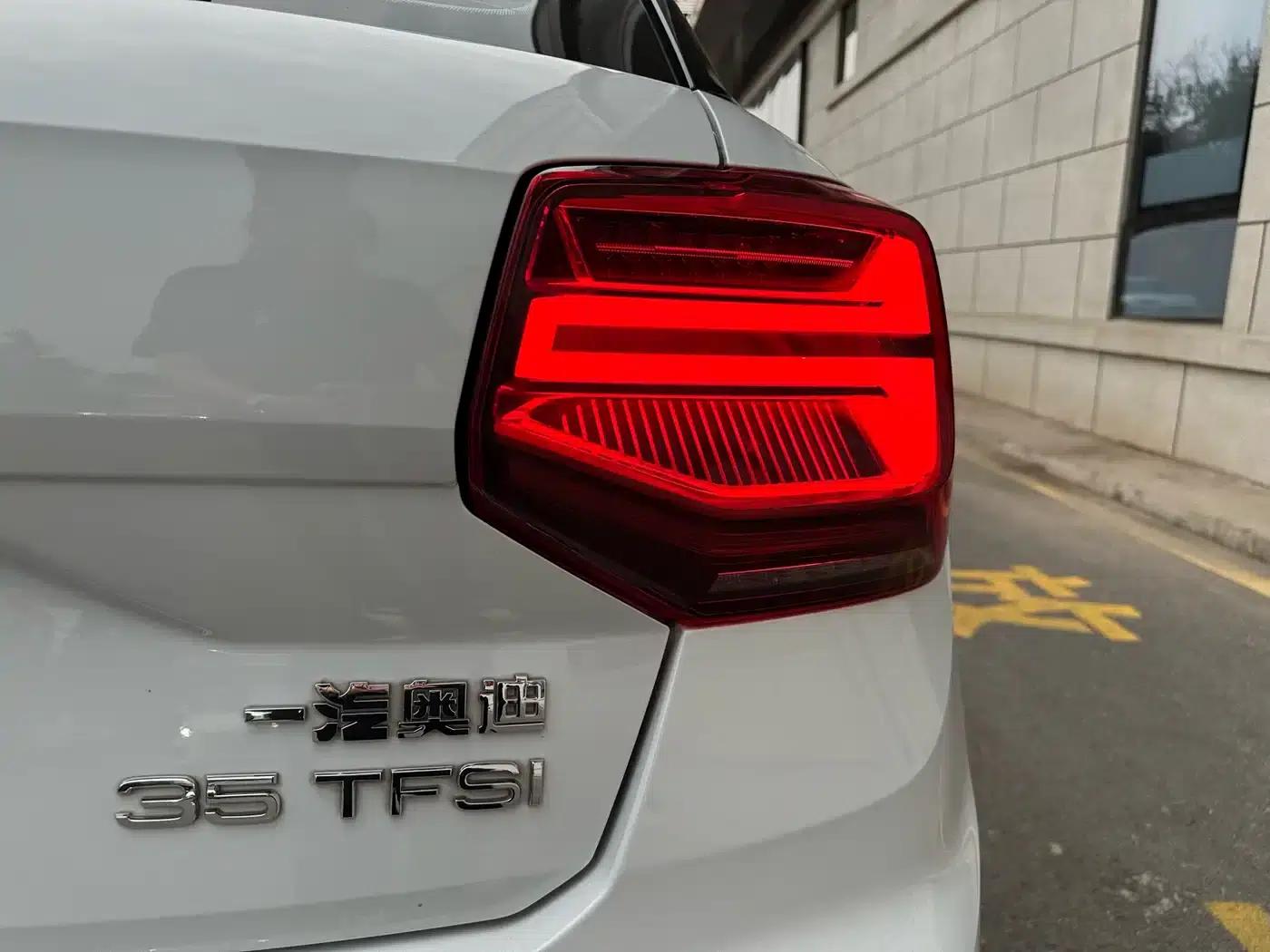 Audi Q2L 2022 35 TFSI Progressive Dynamic Edition — миниатюра 6