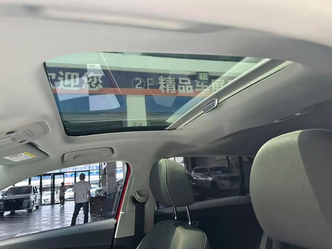 Audi Q2L 2018 35 TFSI Launch Edition (China VI Emission Standard) — миниатюра 12