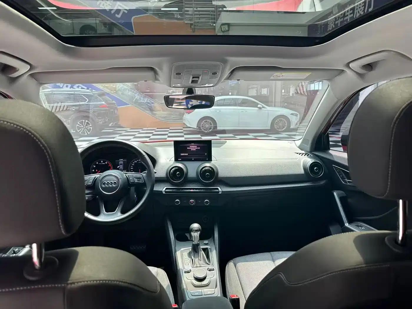 Audi Q2L 2018 35 TFSI Launch Edition (China VI Emission Standard) — миниатюра 14
