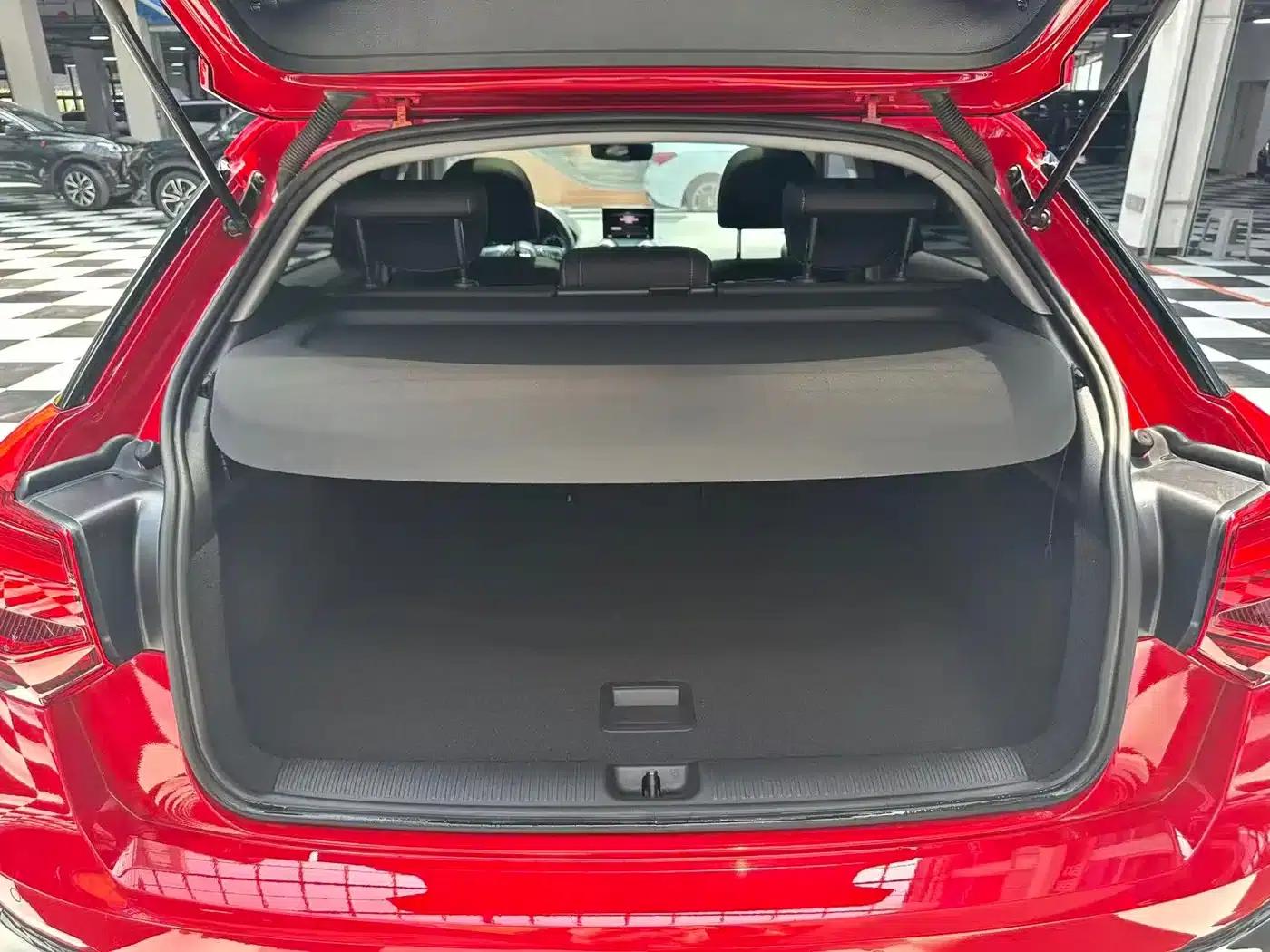 Audi Q2L 2018 35 TFSI Launch Edition (China VI Emission Standard) — миниатюра 18