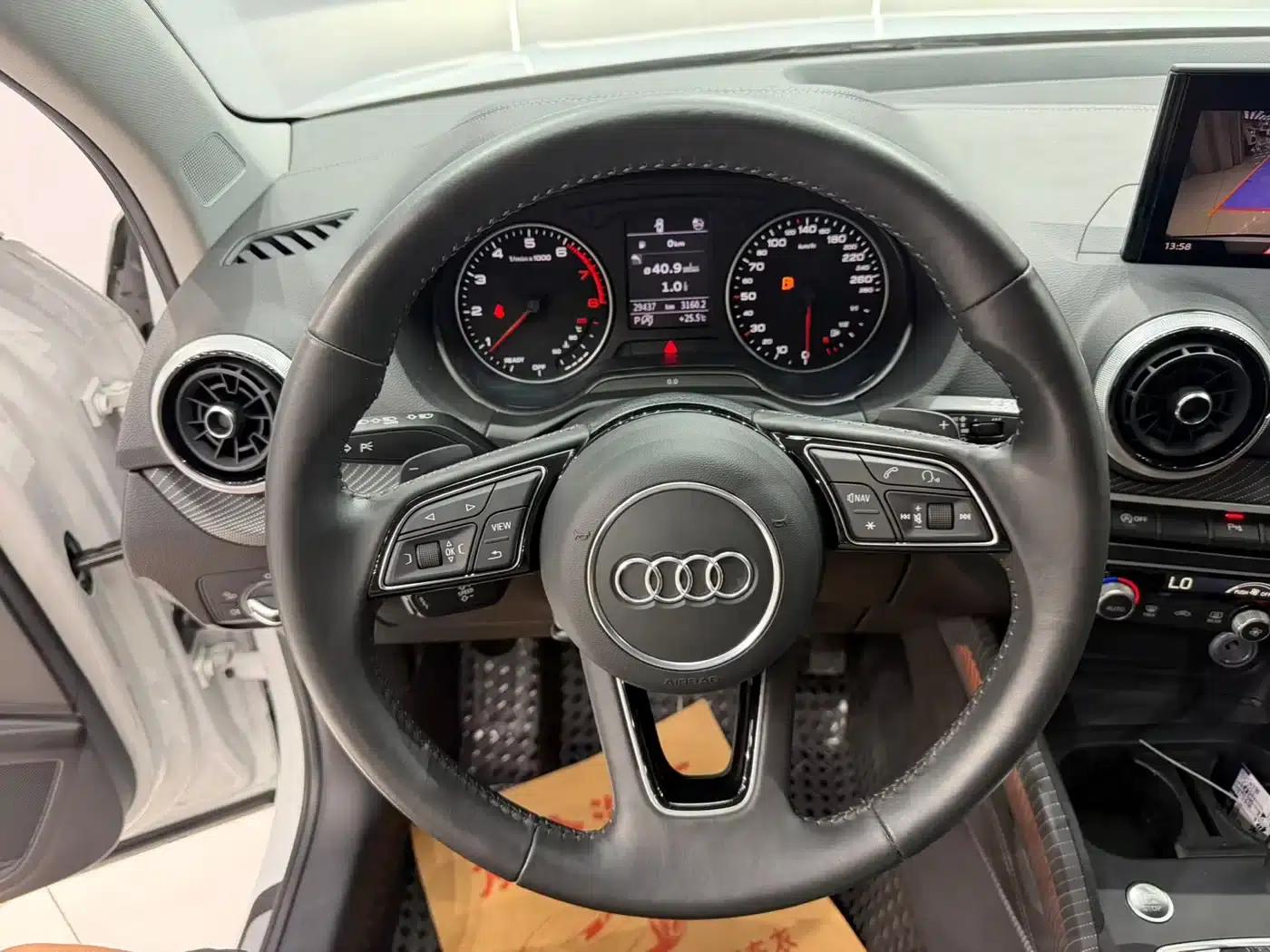 Audi Q2L 2022 35 TFSI Fashion Elegance — миниатюра 11