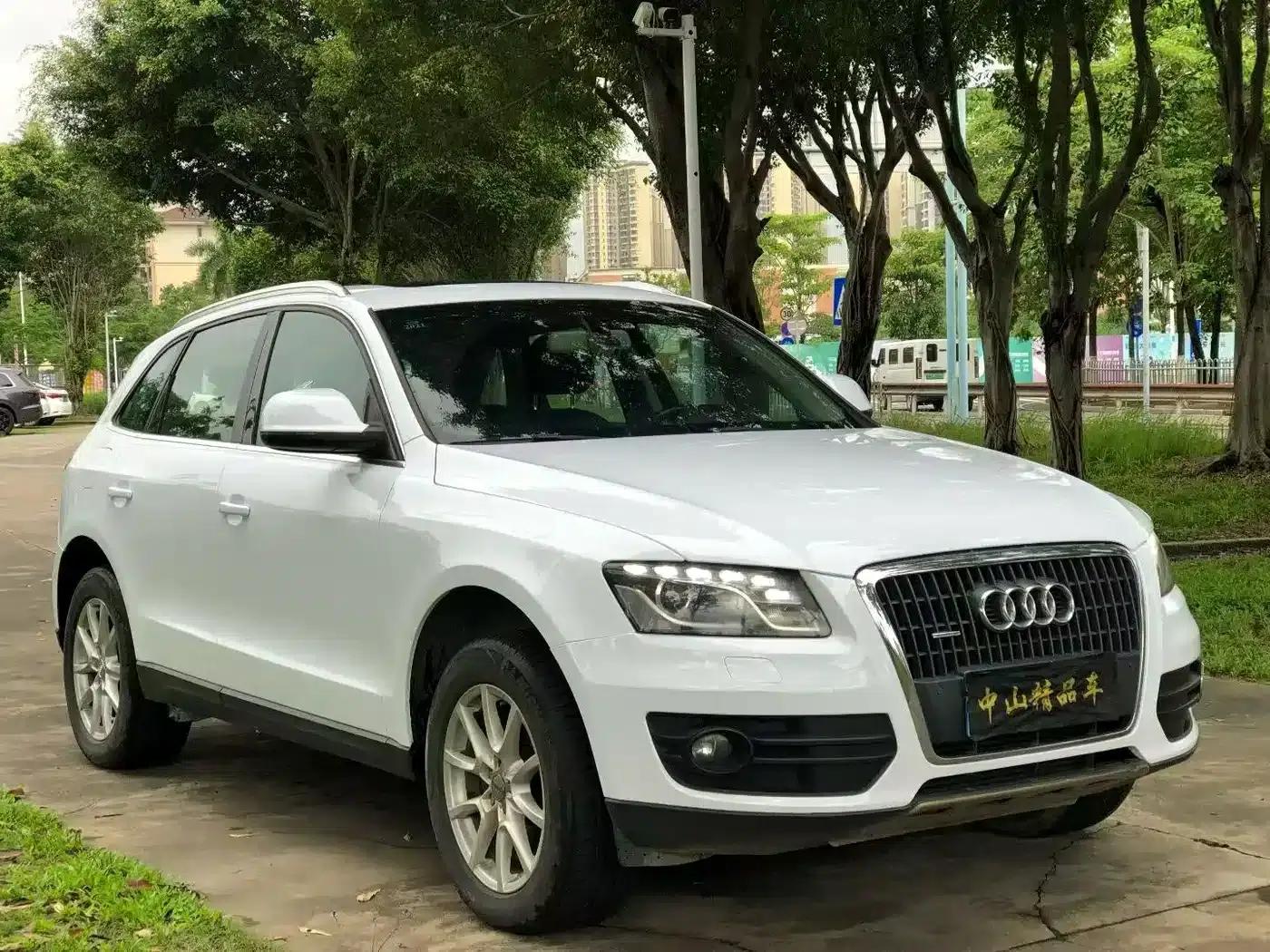 Audi Q5 2012 2.0TFSI Comfort — миниатюра 1
