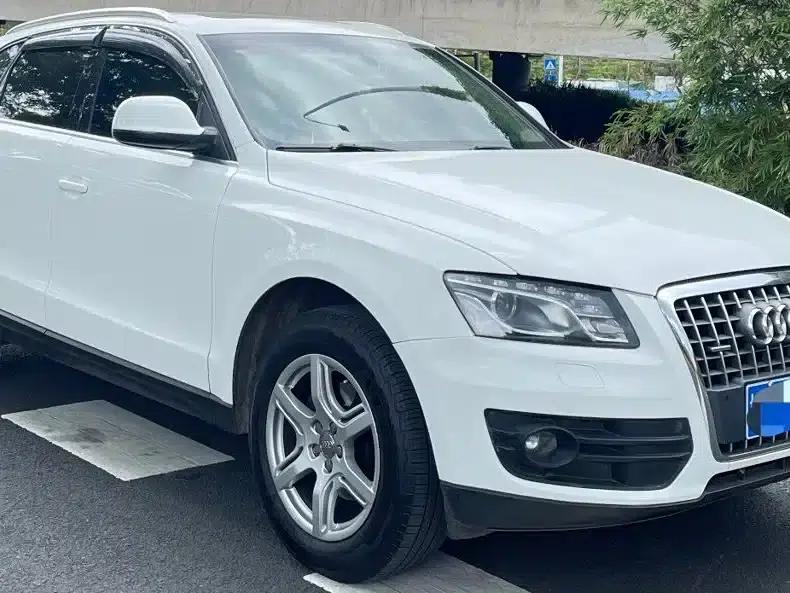 Audi Q5 2012 2.0TFSI Comfort — миниатюра 3