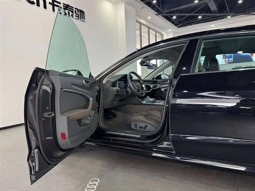 Audi A7L 2024 45TFSI S-line Dream Edition Crystal Package — миниатюра 13