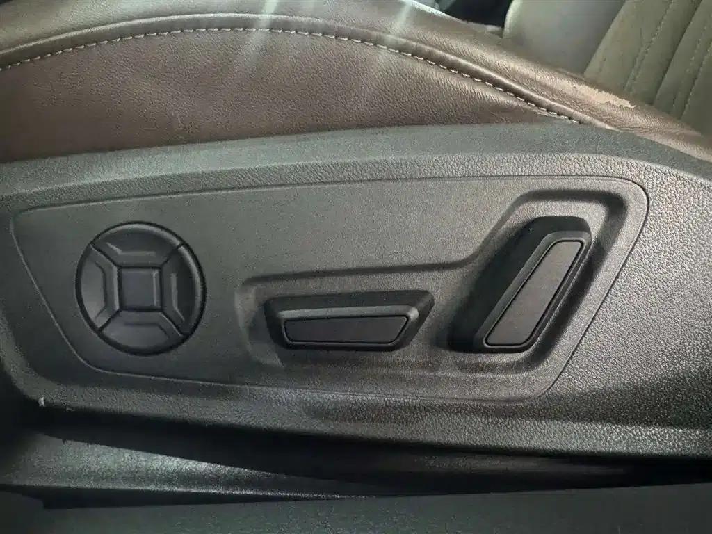 Audi A7L 2024 45TFSI S-line Dream Edition Crystal Package — миниатюра 24