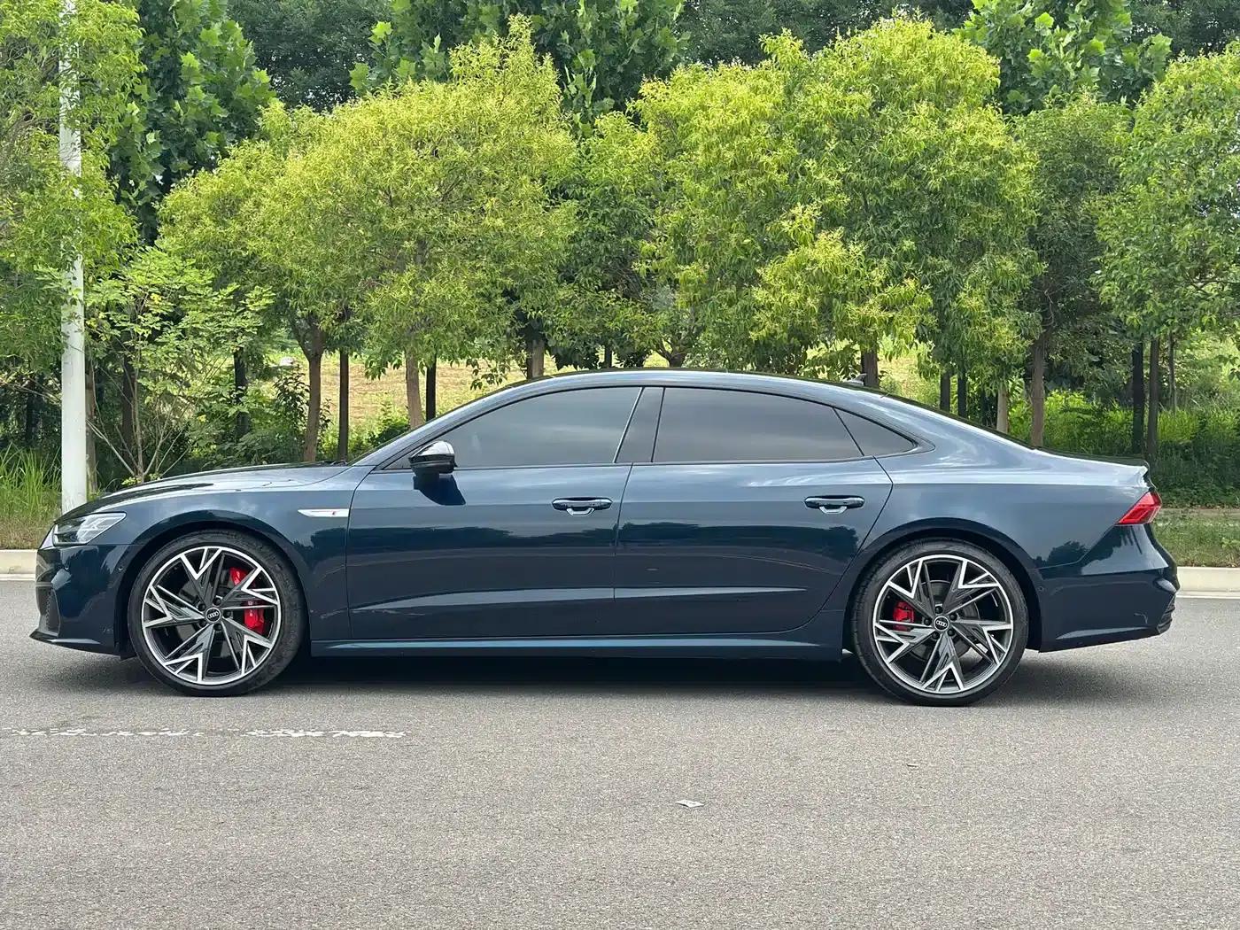 Audi A7L 2022 55 TFSI quattro S-line edition one (first edition) — миниатюра 3