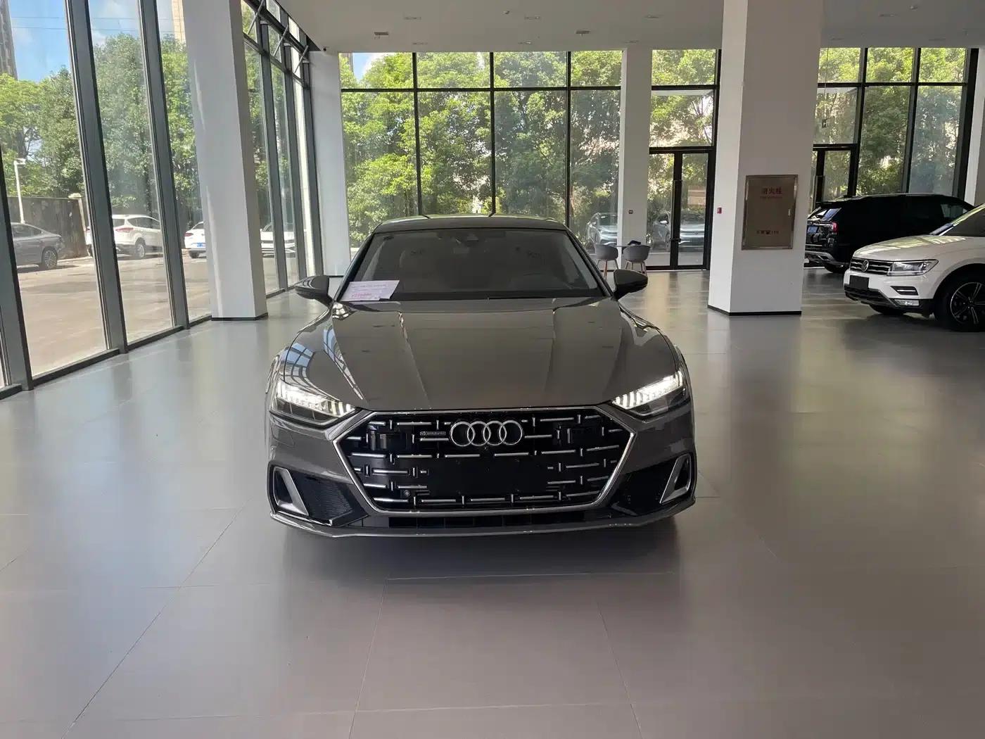 Audi A7L 2024 45 TFSI quattro Luxury Edition — миниатюра 2