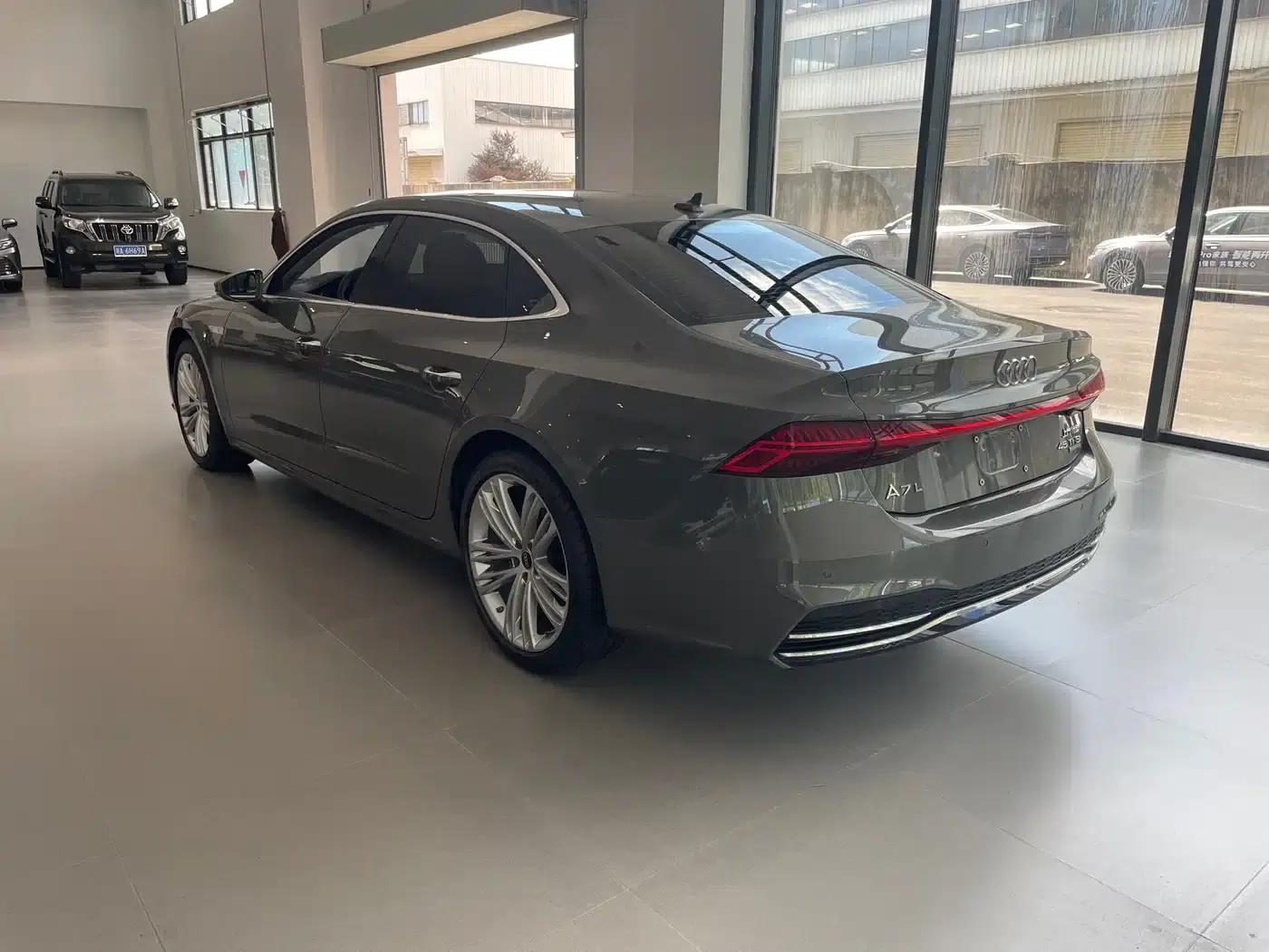 Audi A7L 2024 45 TFSI quattro Luxury Edition — миниатюра 12