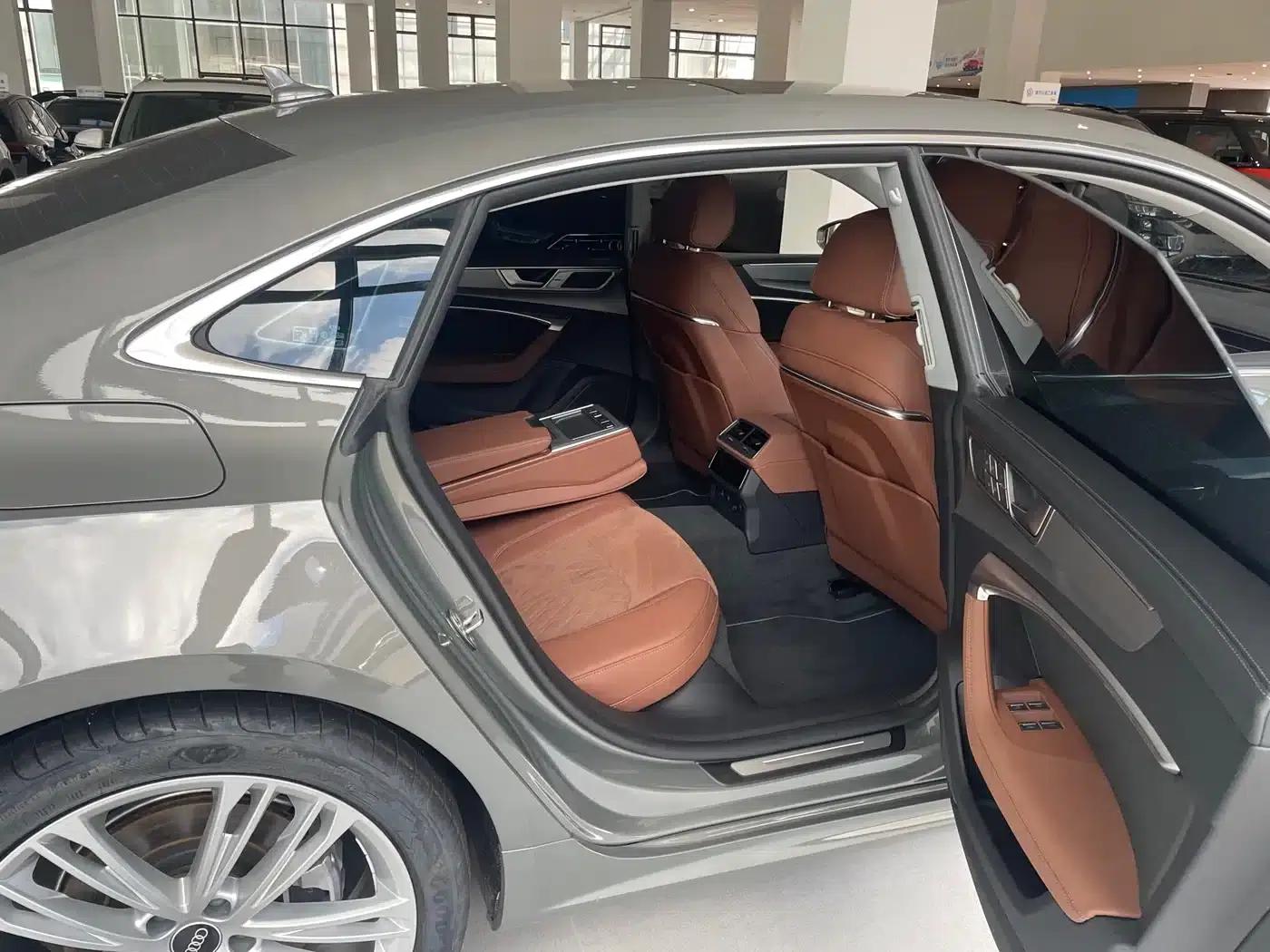 Audi A7L 2024 45 TFSI quattro Luxury Edition — миниатюра 8