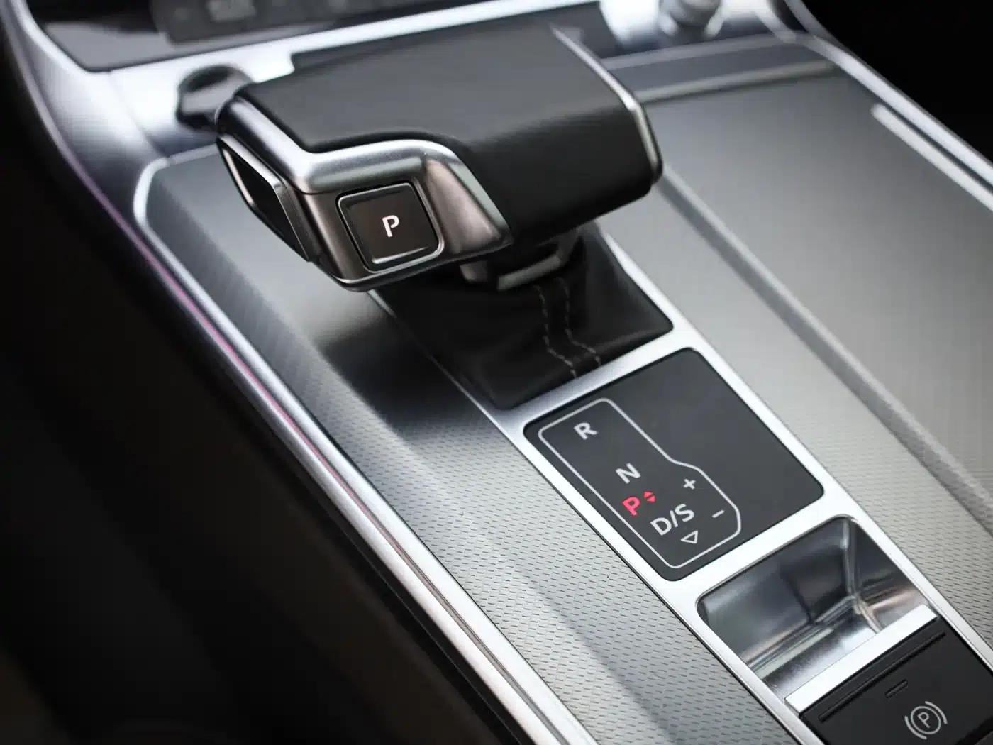 Audi A7L 2024 45TFSI S-line Dream Edition Crystal Package — миниатюра 12