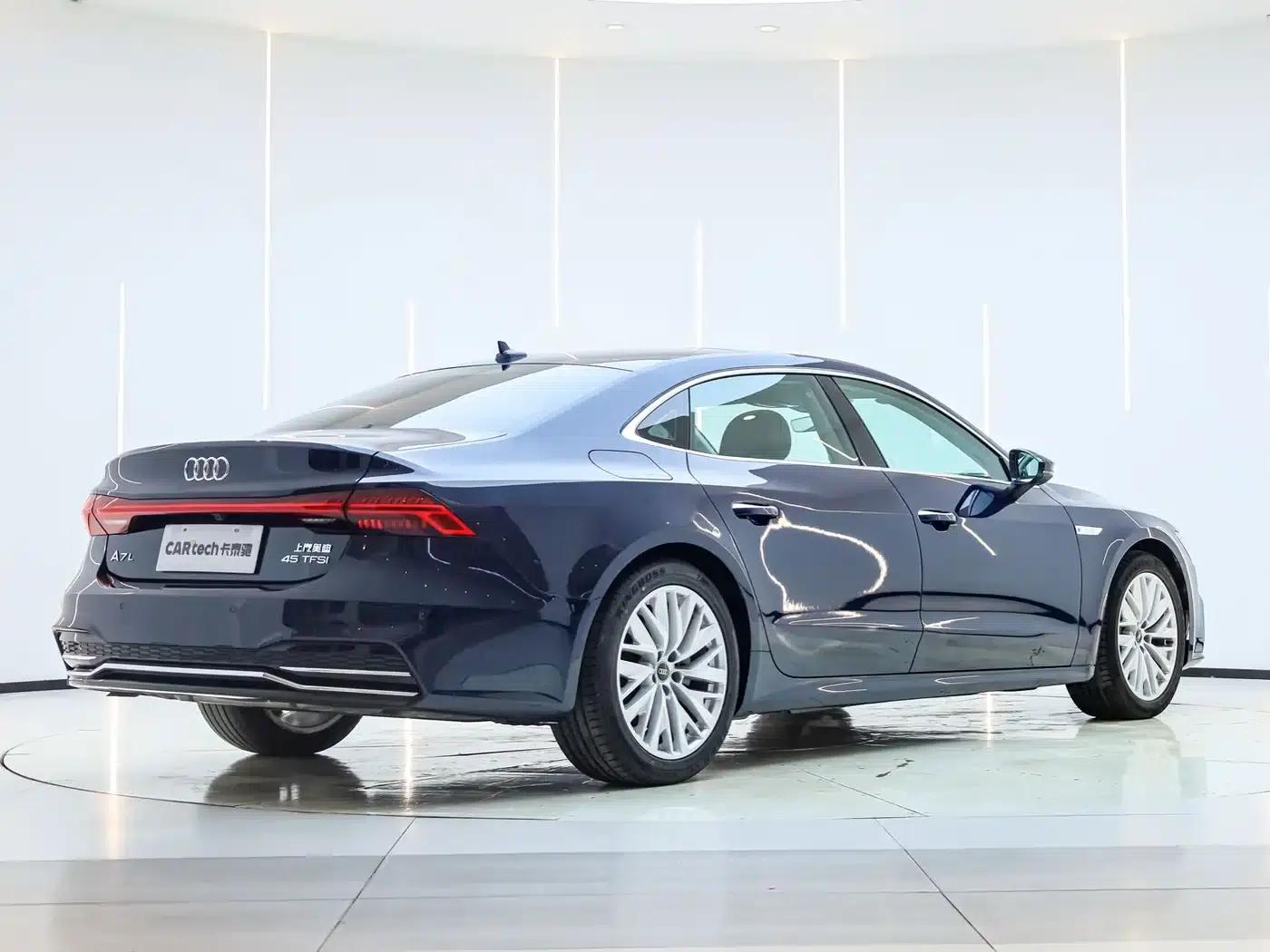 Audi A7L 2024 45TFSI S-line Dream Edition Crystal Package — миниатюра 3