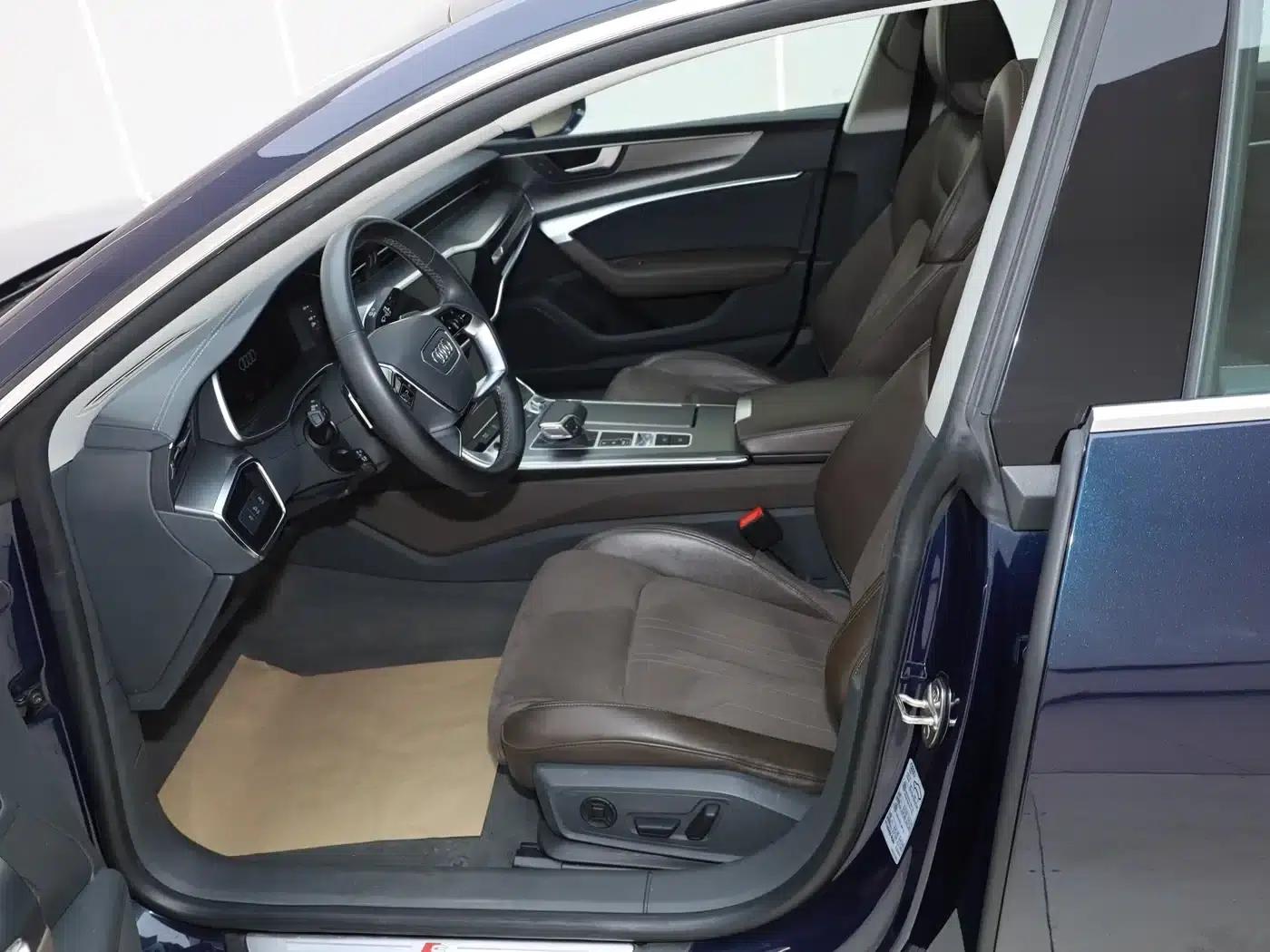 Audi A7L 2024 45TFSI S-line Dream Edition Crystal Package — миниатюра 30