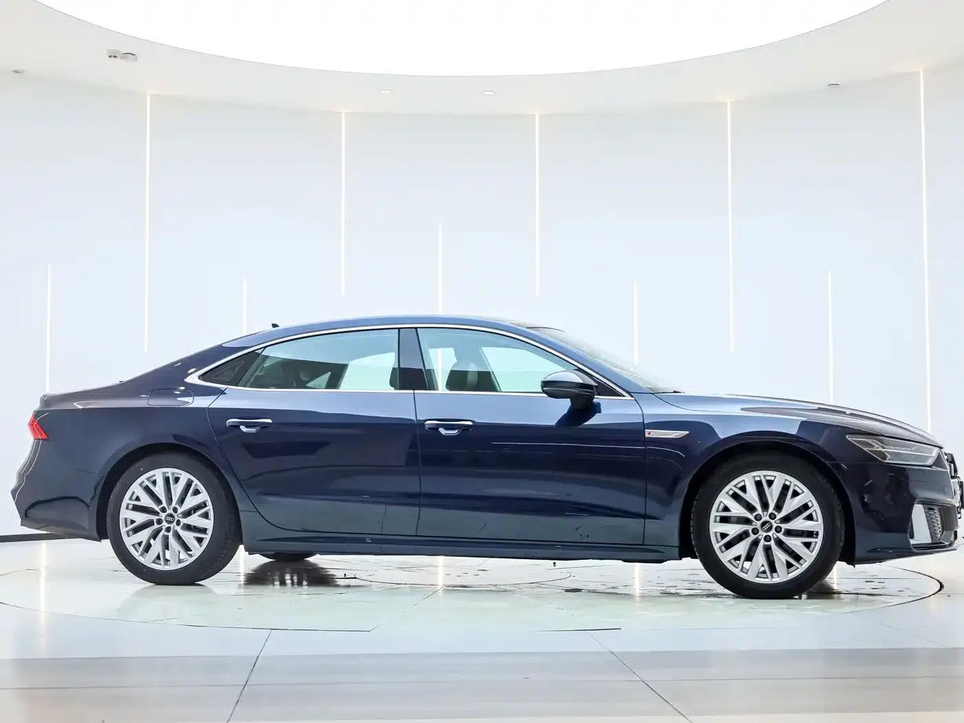 Audi A7L 2024 45TFSI S-line Dream Edition Crystal Package — миниатюра 8