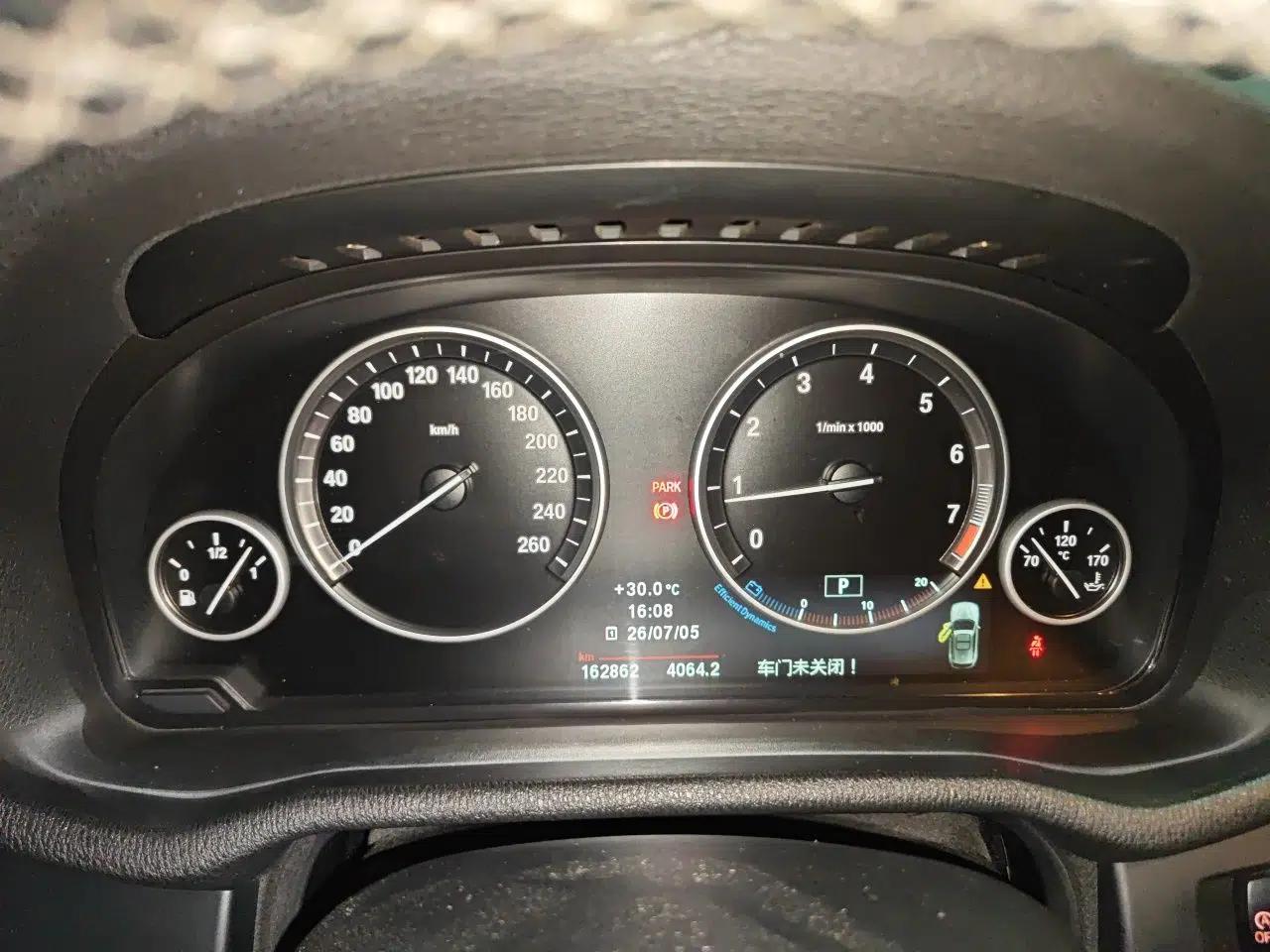 BMW X3 US-spec 2.0 automatic gasoline 5-seater — миниатюра 11